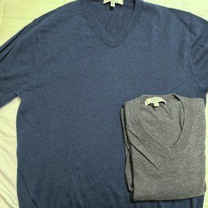 Turnbury Men's Size LRG V-Neck Extra Fine Merino Wool (2) Sweaters - Navy & Gray